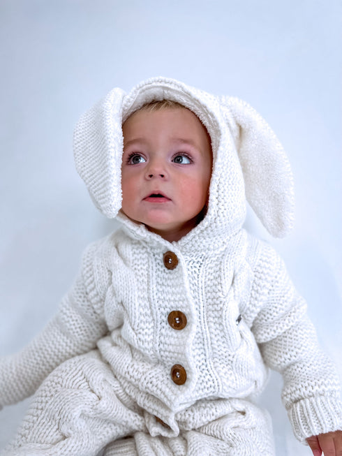 Megztas, vilnonis kombinezonas vaikams "BUNNY" - kreminės baltos spalvos
